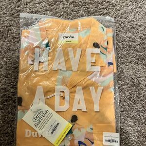 Duvin Beach Day Buttonup Shirt Men's Size M